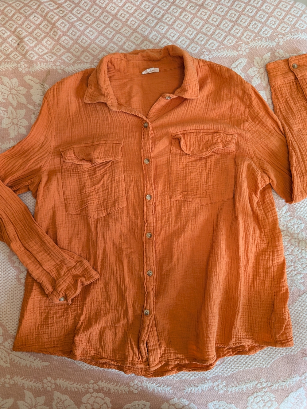 a.n.a Women's Lightweight Button-Front Shirt Jacket in Orange